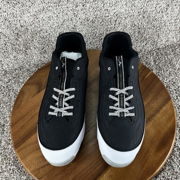 Size 15 - Mizuno Men's Black 9-Spike Baseball Ambition 2 Mid Metal Cleats - Picture 4 of 12